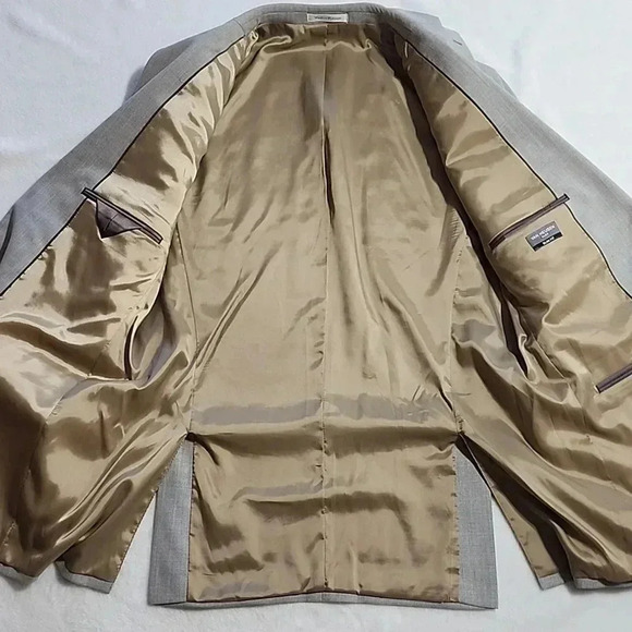 Men's Van Heusen Flex SportsCoat, Gray, Size 42L, Pre-Owned - Picture 7 of 11